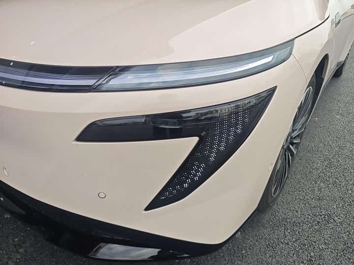 Zdjęcie 5 - Nissan N7