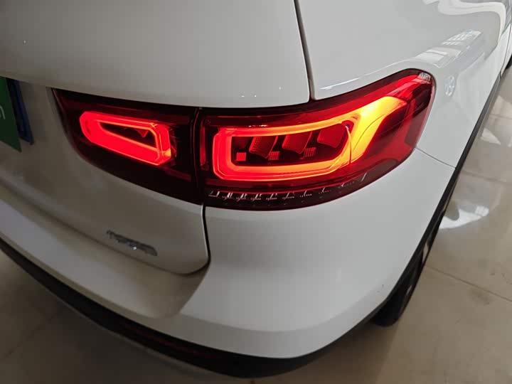 Mercedes-Benz GLB-Class 2022 2022款 改款 GLB 200 时尚型