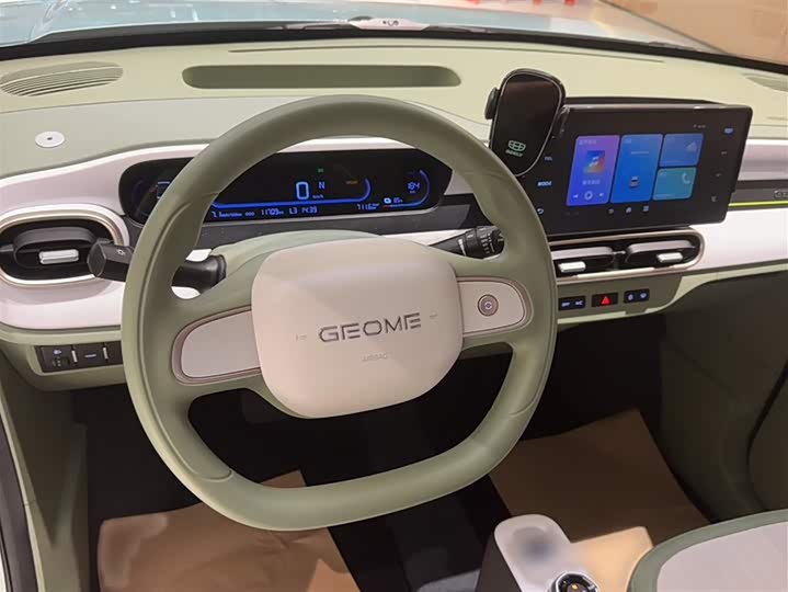 Geely Galaxy Panda Mini 2025 2025款 熊猫mini 210km 元气熊