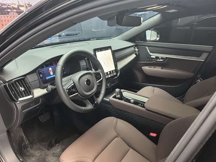 Volvo S90 2026 2026款 B5 智逸豪华版