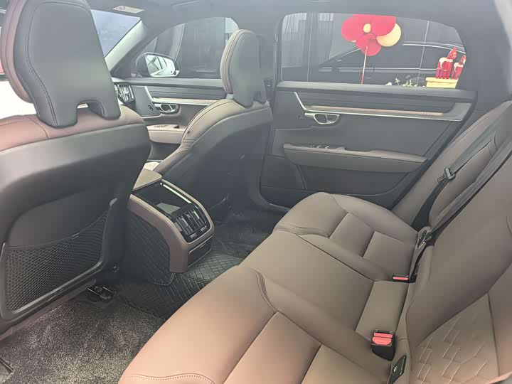 Volvo S90 2026 2026款 B5 智逸豪华版