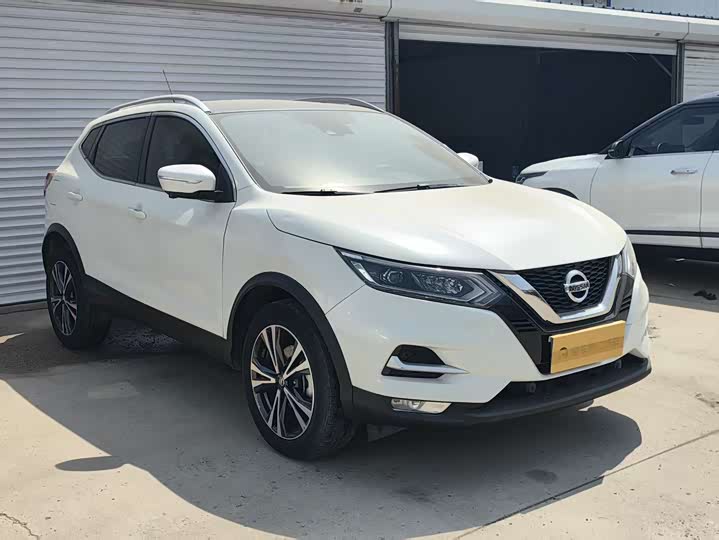 Фото 3 - Nissan Qashqai