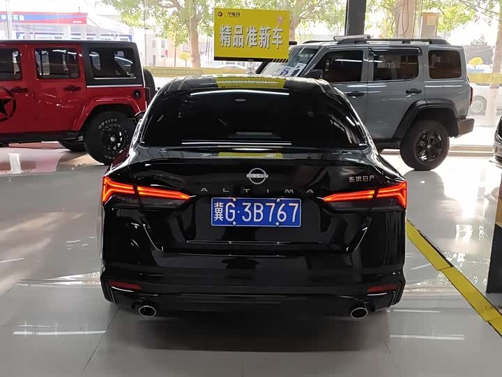 Nissan Teana 2025 2025款 2.0L SV 黑金版