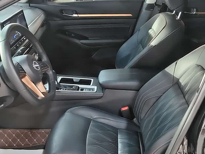 Nissan Teana 2025 2025款 2.0L SV 黑金版