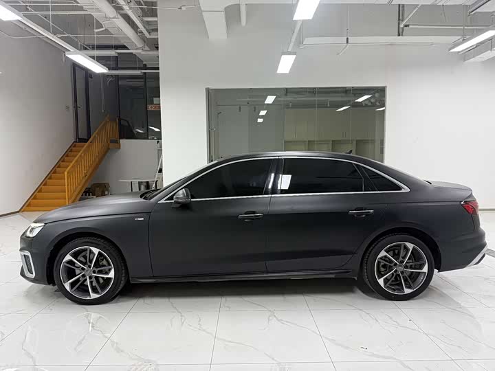 Zdjęcie 3 - Audi A4L