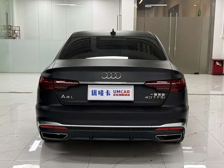 Zdjęcie 5 - Audi A4L