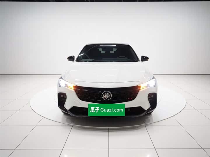 Фото 3 - Buick Verano