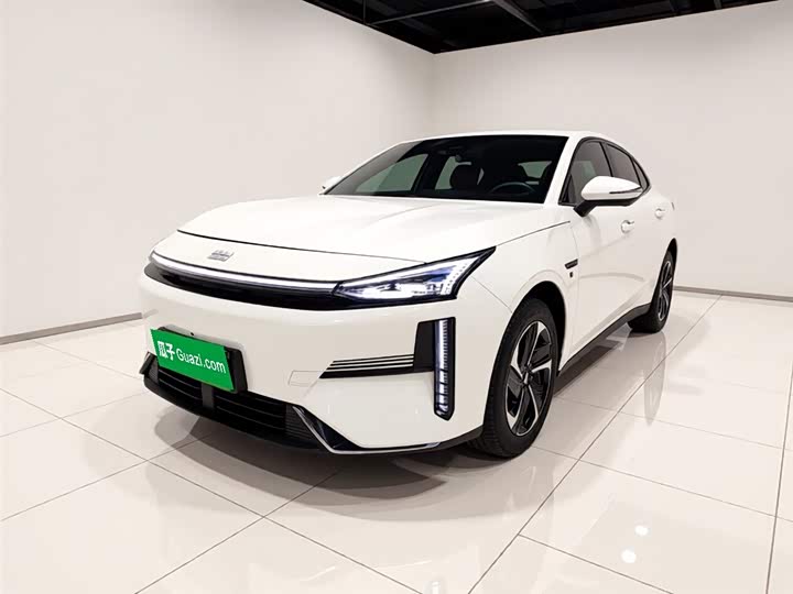 Фото 1 - Geely Galaxy L6