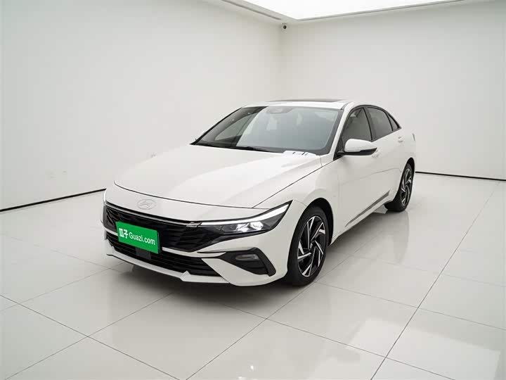 صورة 2 - Hyundai Elantra N line