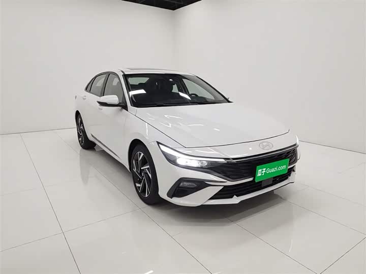 صورة 4 - Hyundai Elantra N line
