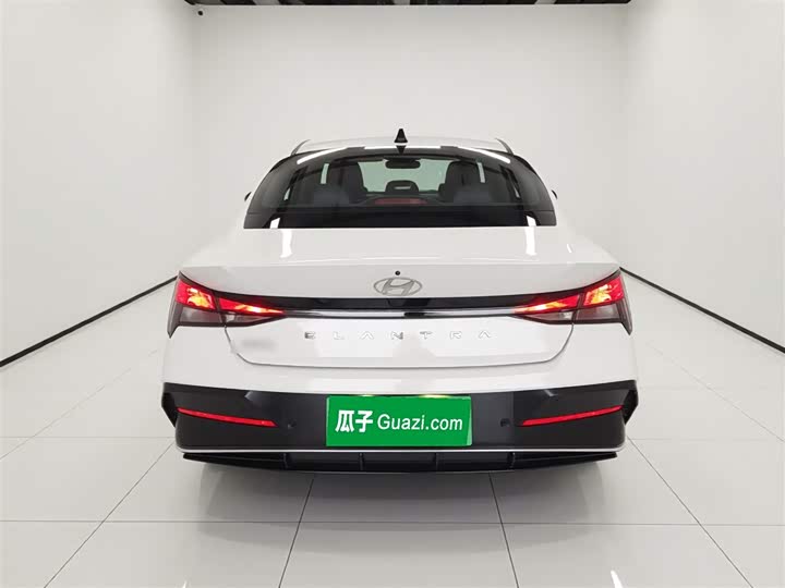 صورة 6 - Hyundai Elantra N line