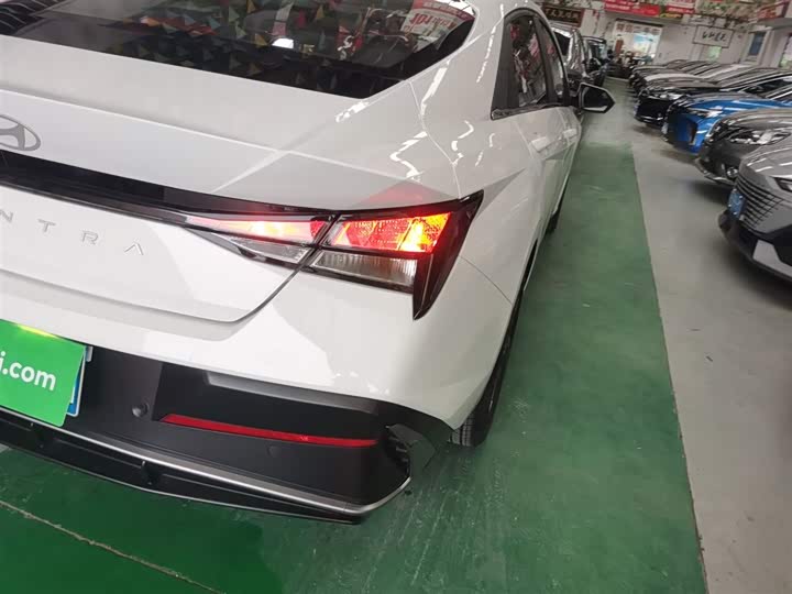 صورة 8 - Hyundai Elantra N line