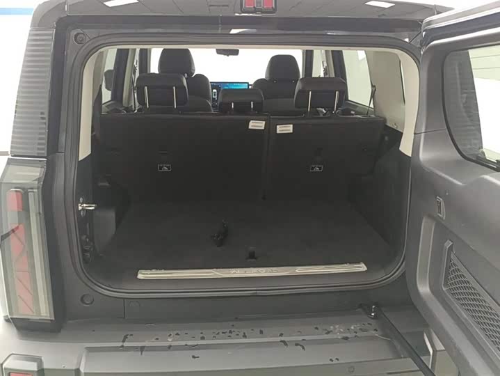 Фото 4 - Chery iCar 03
