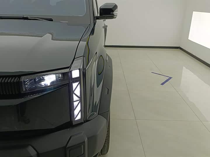 Фото 5 - Chery iCar 03