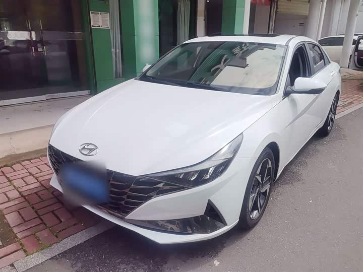 Zdjęcie 2 - Hyundai Elantra N line