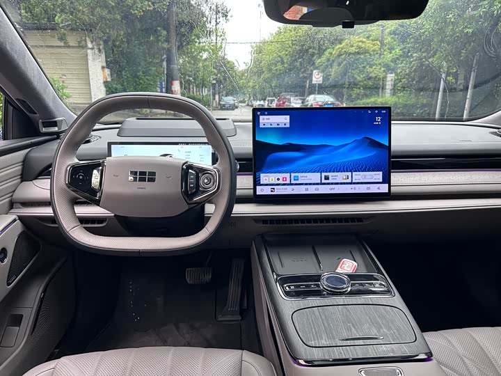 Фото 8 - Geely Galaxy Starshine 8 EM-i