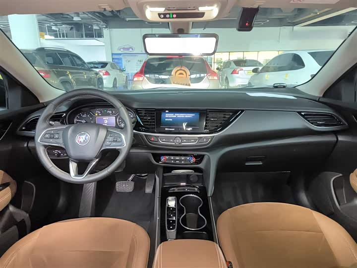 Photo 9 - Buick Regal