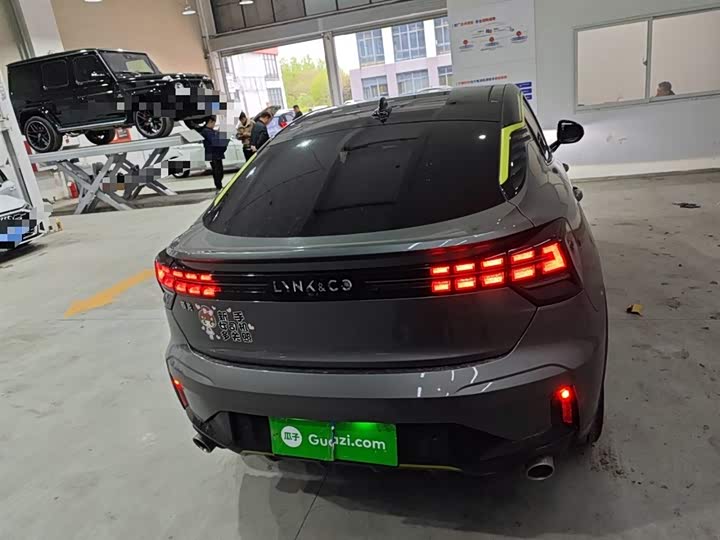 Lynk & Co 05 2020 2020款 2.0TD 两驱耀Halo