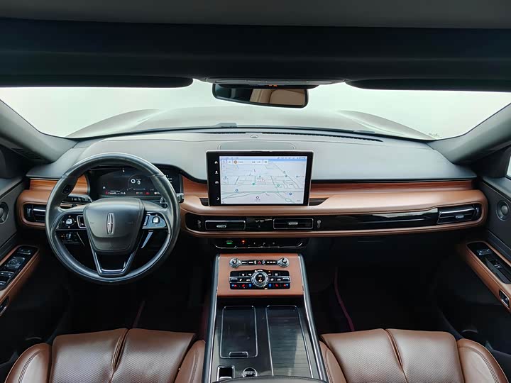 Zdjęcie 6 - Lincoln Aviator