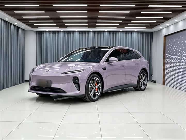 Фото 2 - Nio ET5T