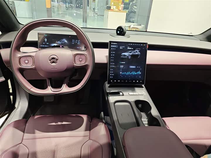 Фото 3 - Nio ET5T