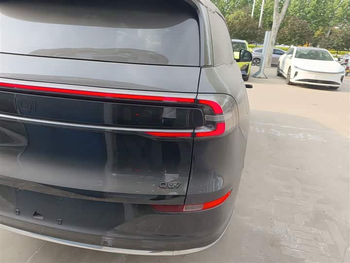 Changan Qiyuan (Nevo) Q07 2025 2025款 215尊荣型