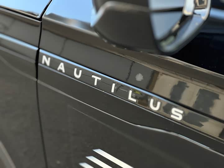 Lincoln Nautilus 2025 2025款 2.0T 四驱尊享版