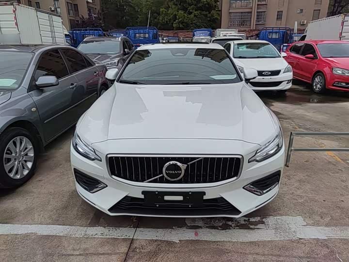 2026 Volvo S60