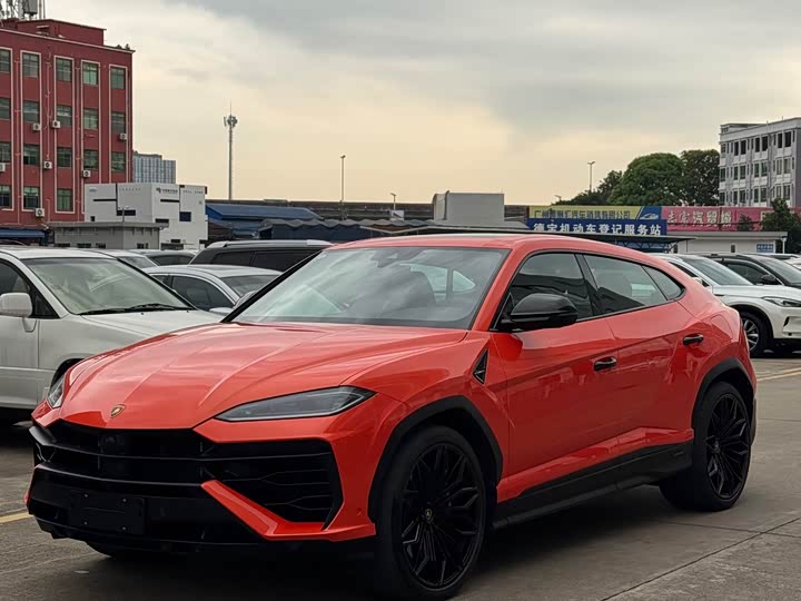 Lamborghini Urus SE 2025 2025款 4.0T 标准版