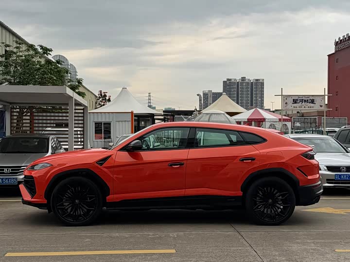 Lamborghini Urus SE 2025 2025款 4.0T 标准版