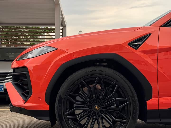 Lamborghini Urus SE 2025 2025款 4.0T 标准版