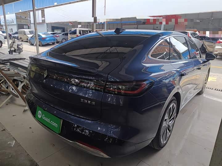 Baojun Xiangjing 2025 2025款 插混 140km豪华版