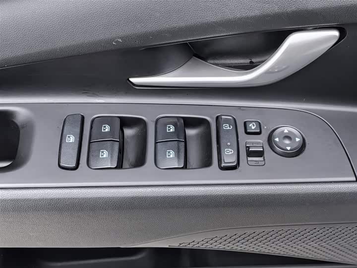 Фото 9 - Hyundai Elantra N line
