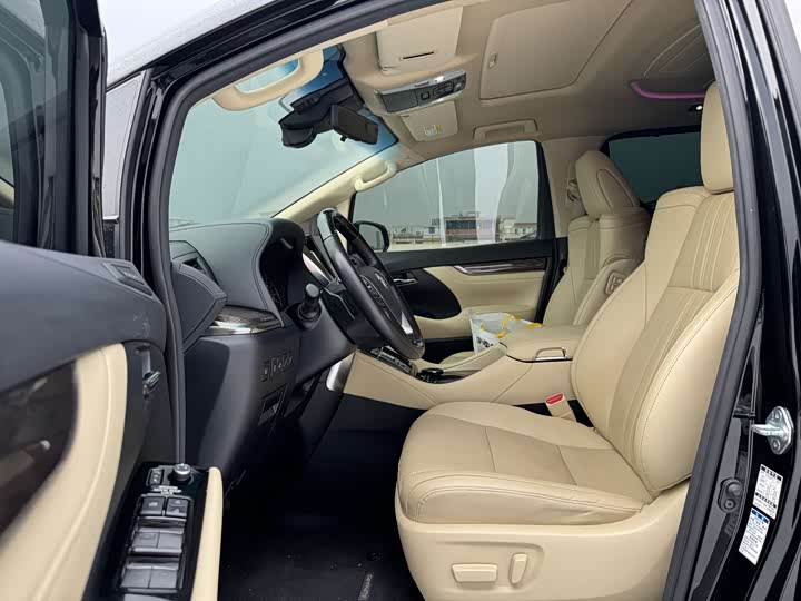 Toyota Alphard 2021 2021款 双擎 2.5L 尊贵版