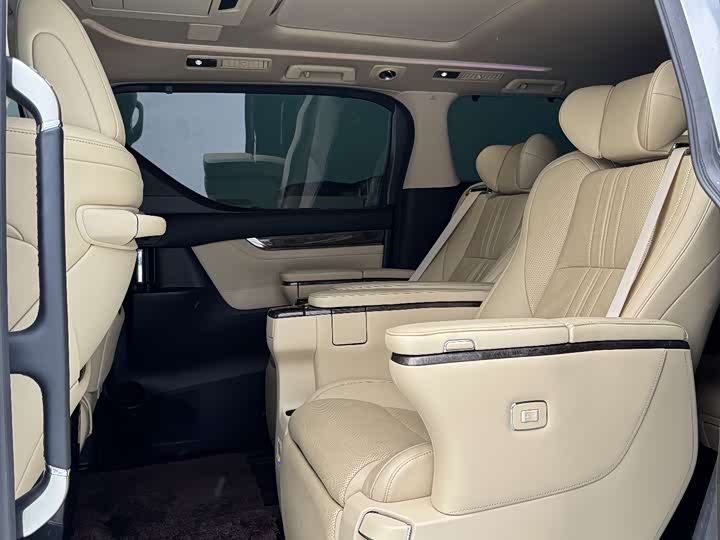 Toyota Alphard 2021 2021款 双擎 2.5L 尊贵版