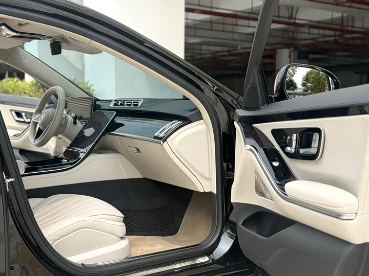 Фото 6 - Mercedes-Benz S-Class