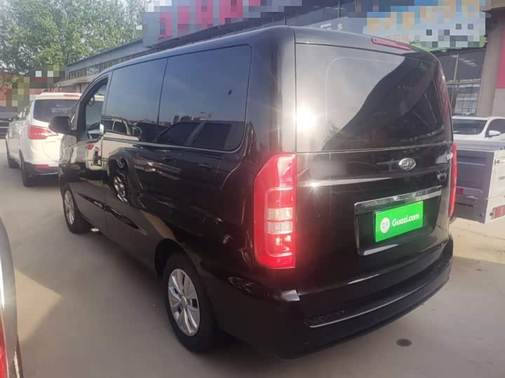 JAC Refine M3 2022 2022款 1.8L 7座标准版