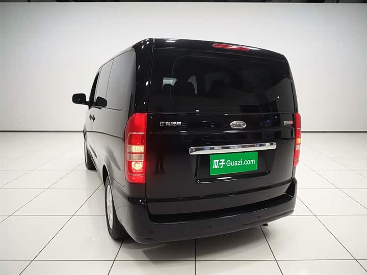 JAC Refine M3 2022 2022款 1.8L 7座标准版