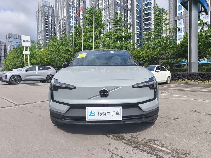Volvo EX30 2025 2025款 后驱长续航版 Plus