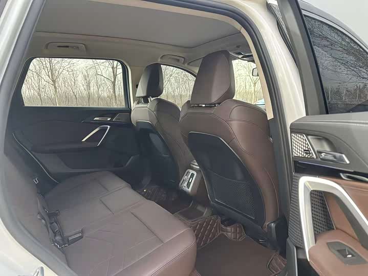 Фото 3 - BMW X1
