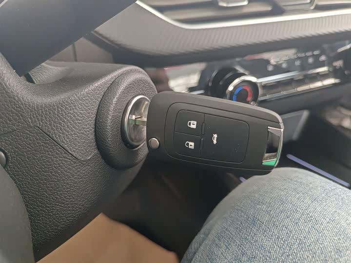 Chevrolet Monza 2024 2024款 1.5L 双离合乐享版