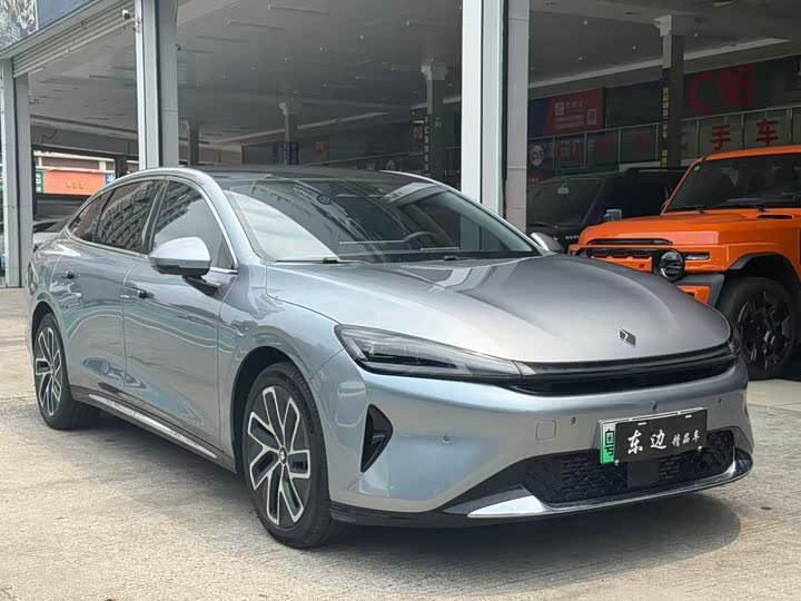 Baojun Xiangjing 2025 2025款 插混 140km豪华版