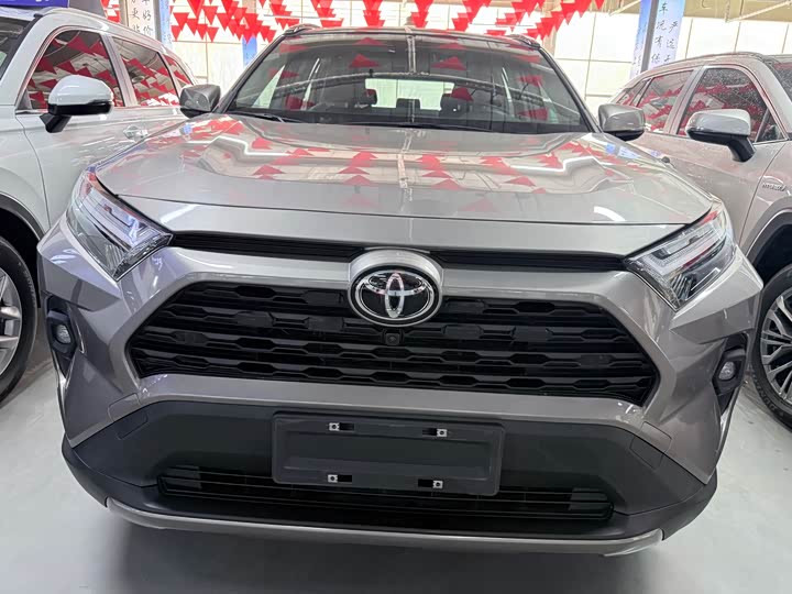 Toyota RAV4 2024 2024款 2.0L CVT两驱风尚Plus版