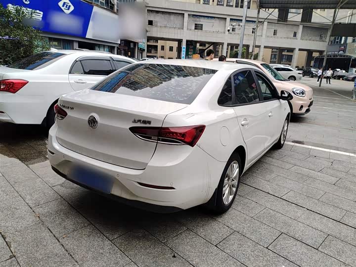Zdjęcie 7 - Buick Excelle GT