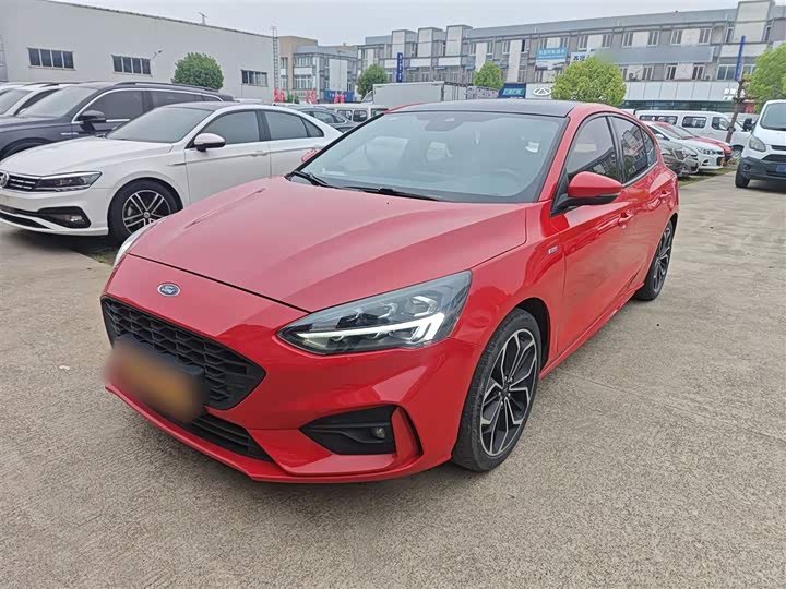 Ford Focus 2021 2021款 两厢 EcoBoost 180 自动ST Line