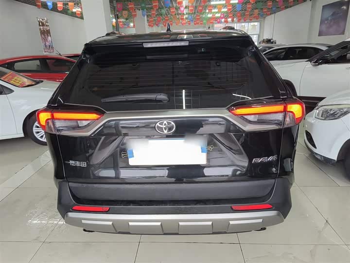 Toyota RAV4 2024 2024款 2.0L CVT两驱风尚Plus版