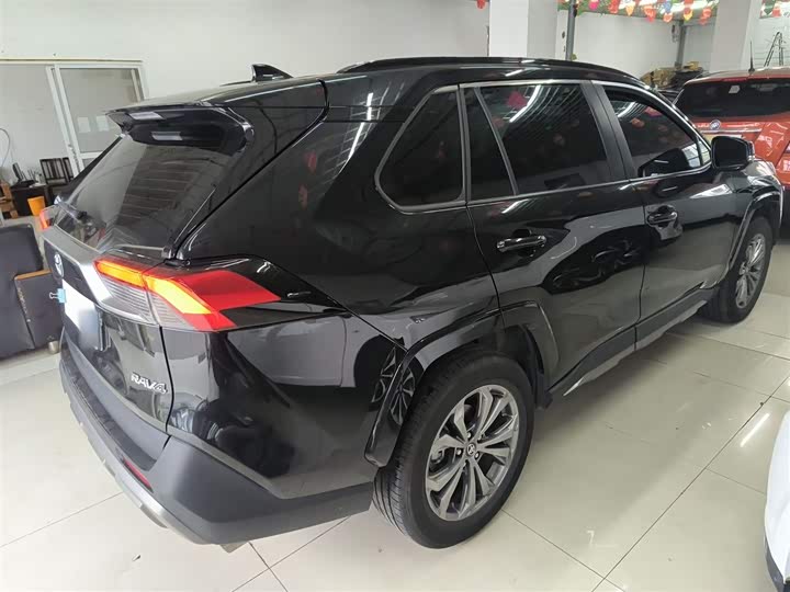 Toyota RAV4 2024 2024款 2.0L CVT两驱风尚Plus版