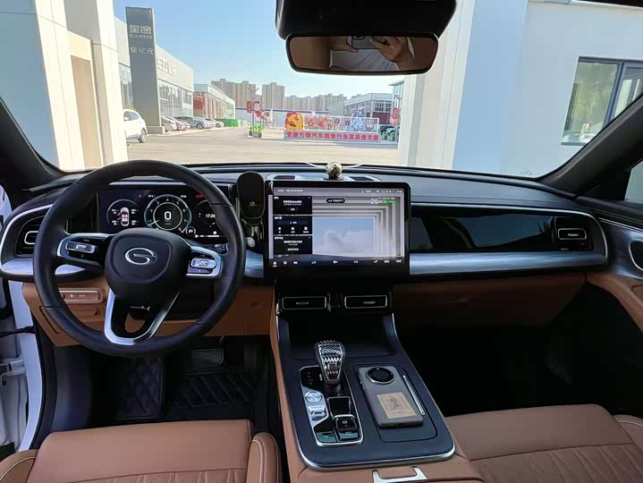 GAC Trumpchi GS8 2023 2023款 领航系列 2.0TGDI 四驱荣耀版（五座）