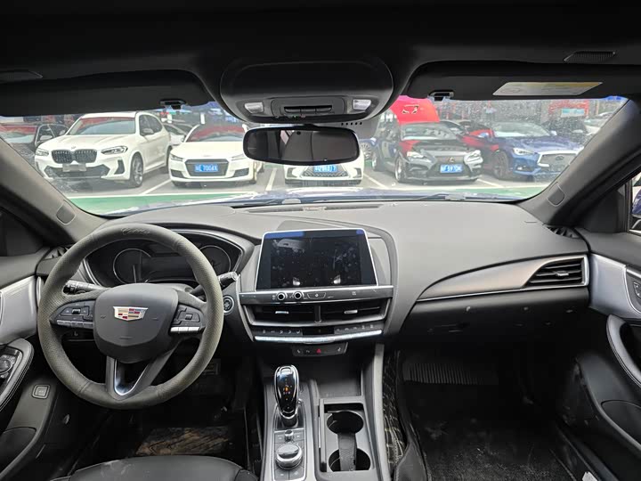Фото 9 - Cadillac CT5