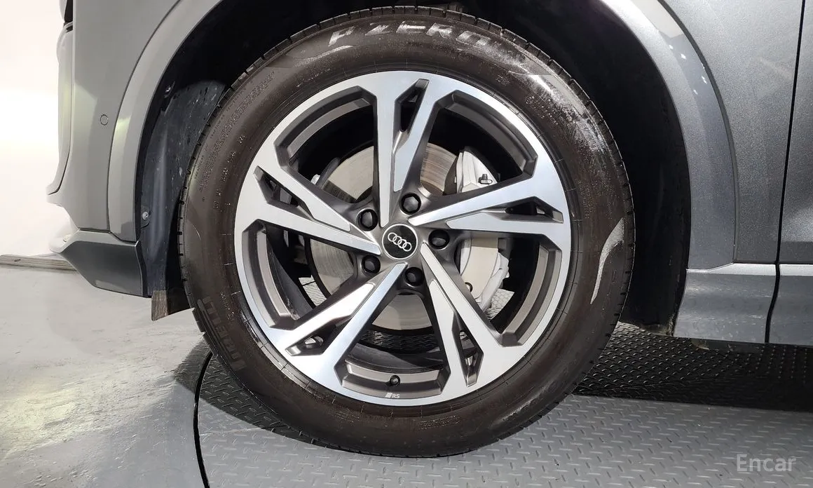 2025 Audi Q6 e-tron